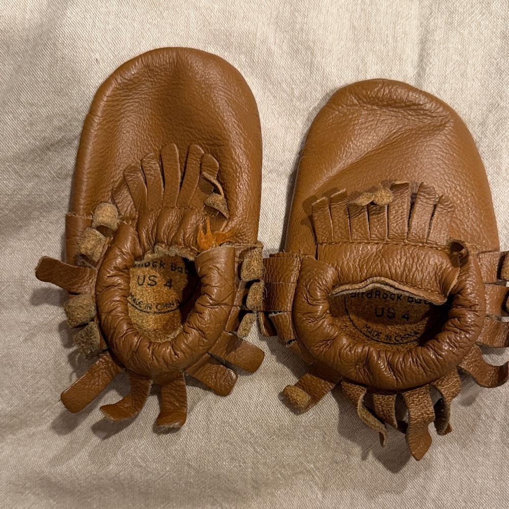 Bird Rock Baby Size 4 Brown Leather Baby Moccasins